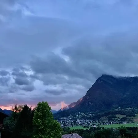 In Village, Mountain View شقة